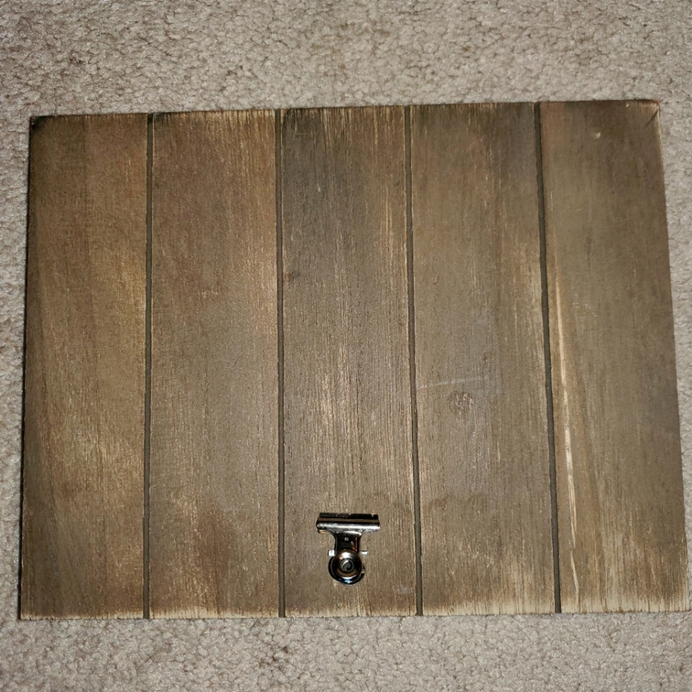 Wooden clip picture frame
